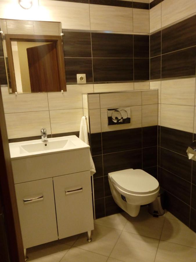 Buzavirag Apartmanhaz Balatonakali Exterior foto