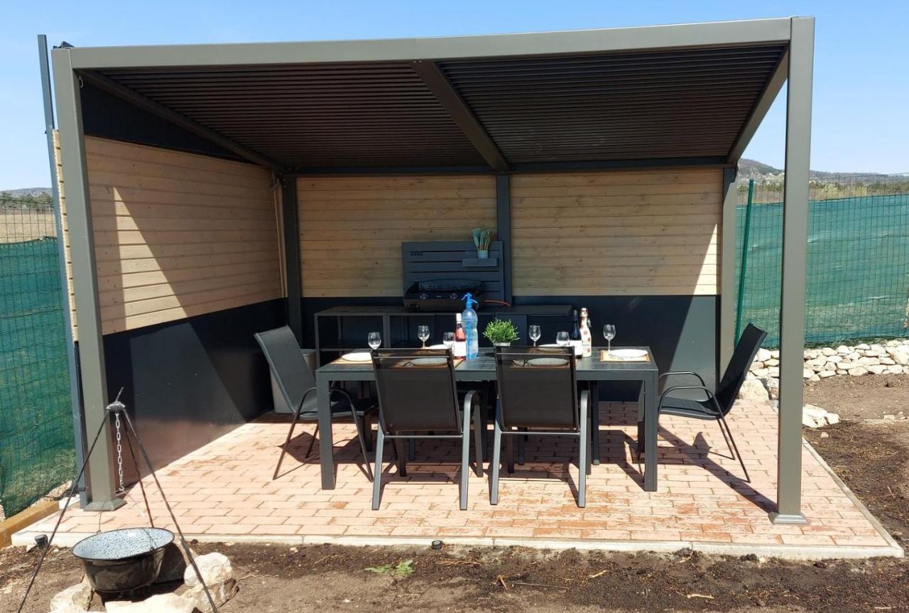 Buzavirag Apartmanhaz Balatonakali Exterior foto